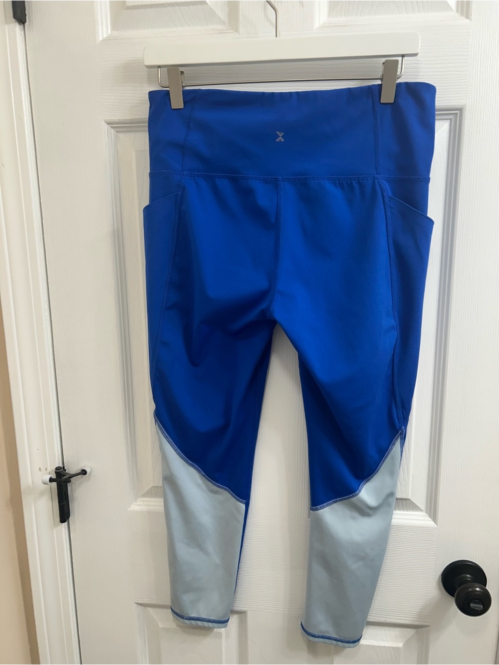 Xersion Royal Blue and Light Blue Ankle Leggings with Pockets